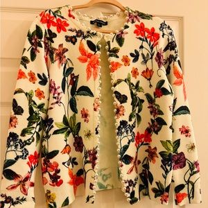 Beautiful Boston Proper sweater